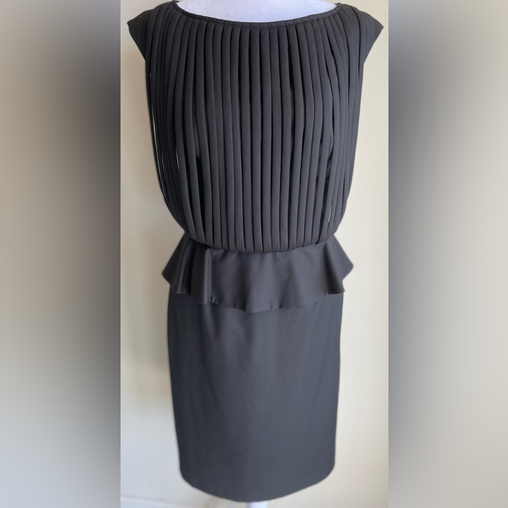 TED BAKER LONDON PEPLUM WAIST BACK ZIP DRESS SZ 2